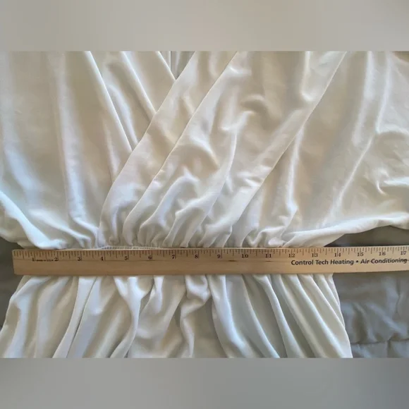 🆕NWT Cherish Kimono Sleeves Front Wrap Peplum Top Ivory Size Small - Picture 7 of 9